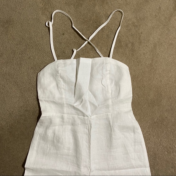New white linen lace up back jumpsuit with pockets - Picture 2 of 5